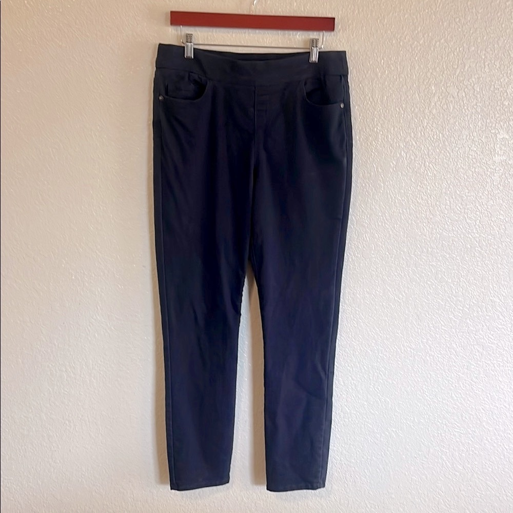 Liz Claiborne Amber Cut Navy Blue Ankle Cropped Jeans